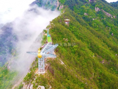 玻璃栈道,玻璃厂家联系方式,观景台,玻璃栈道价